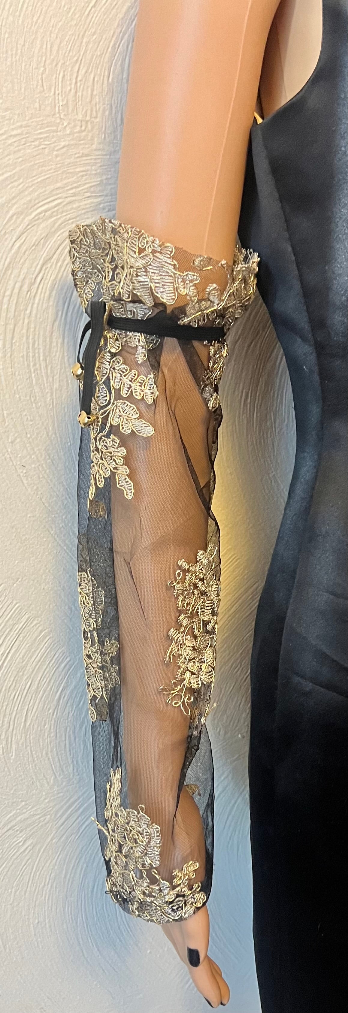 Pair of Black and Gold Fingerless Gloves- Small