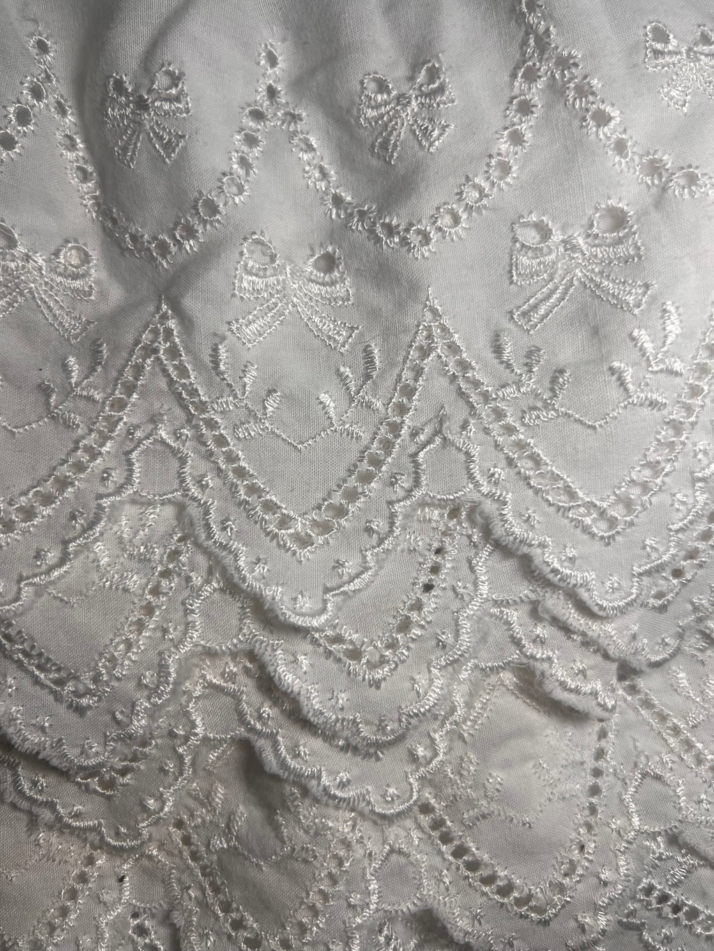 Vintage Cotton Lace Trim with Bow Design