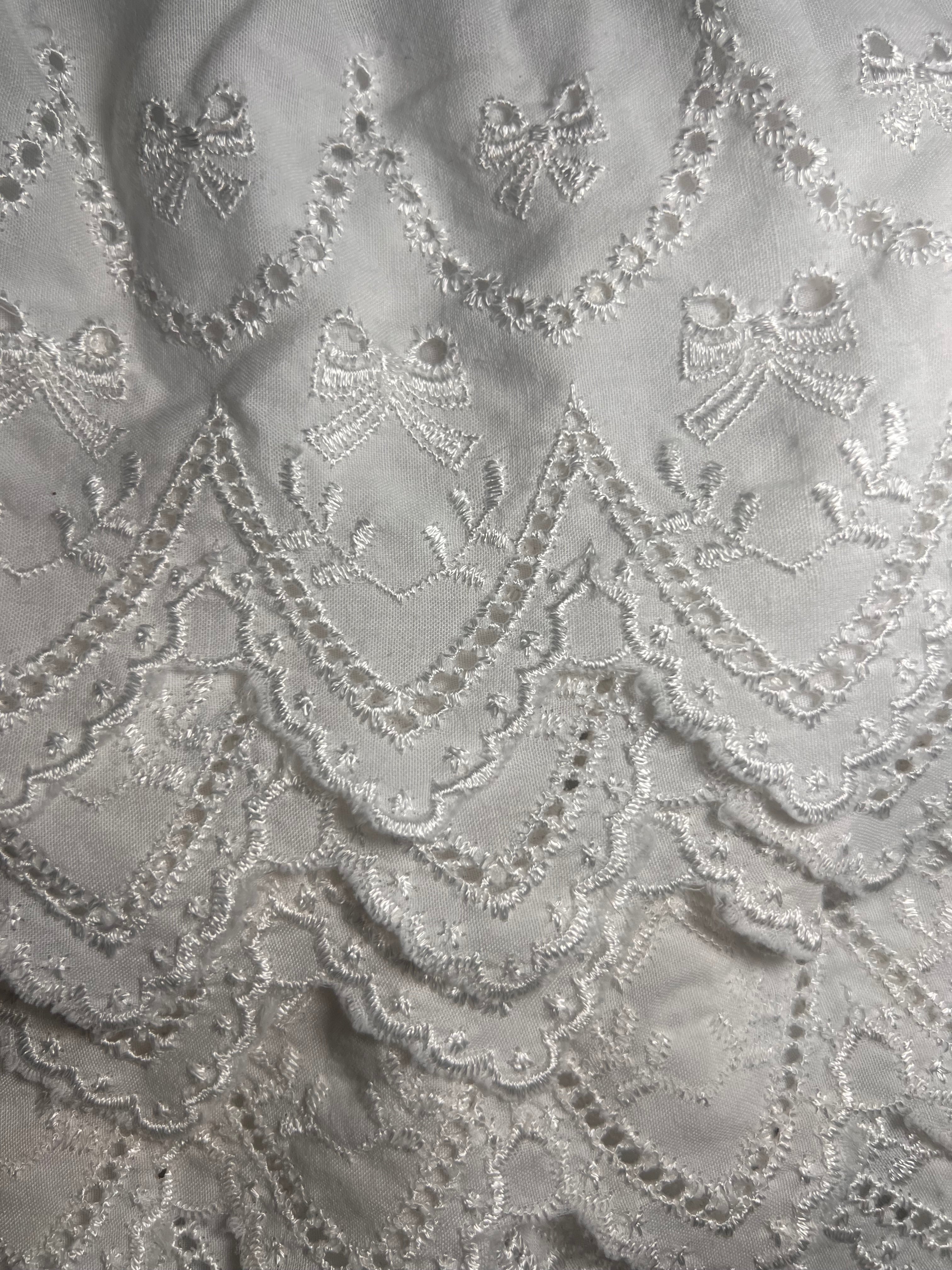 Vintage Cotton Lace Trim with Bow Design